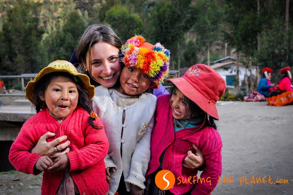 Playing with little Quechua girls Playing with little Quechua girls
