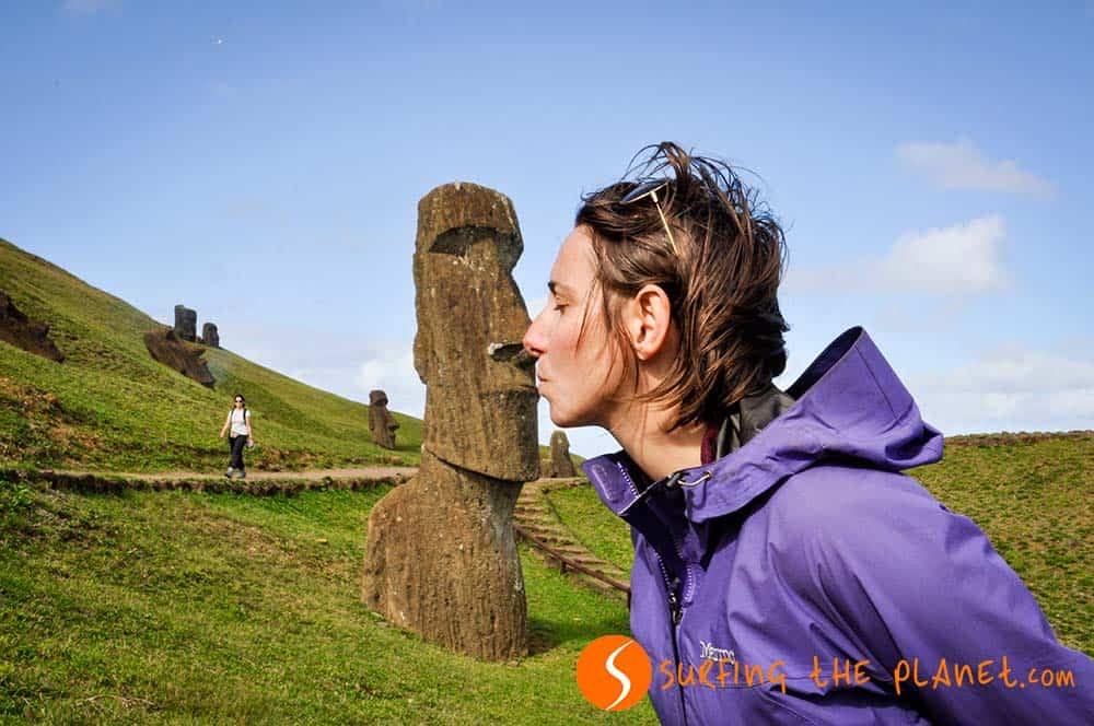Moai kiss Easter Island Moai kiss Easter Island