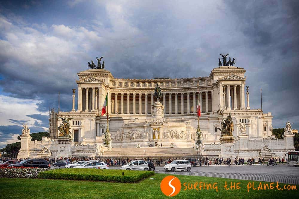 Piazza Venezia Rome, Italy Piazza Venezia Rome, Italy