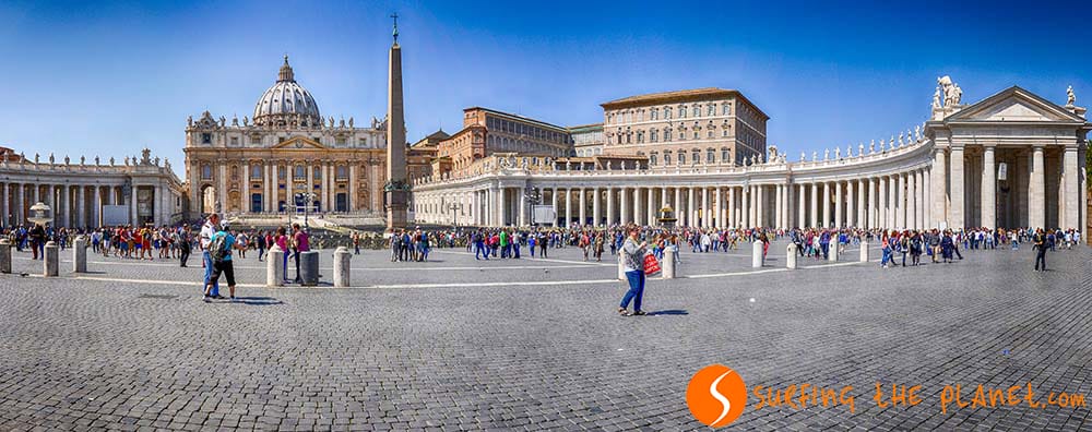San Pietro square, Rome, Italy San Pietro square, Rome, Italy