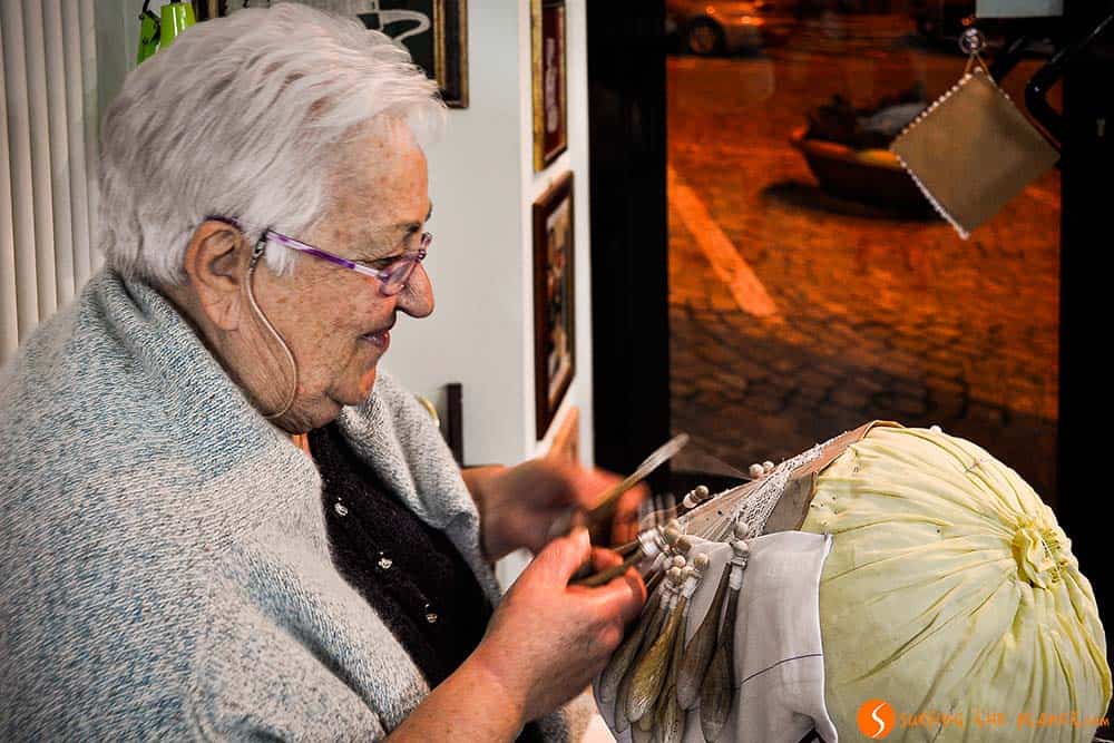 Offida - Bobbin laces