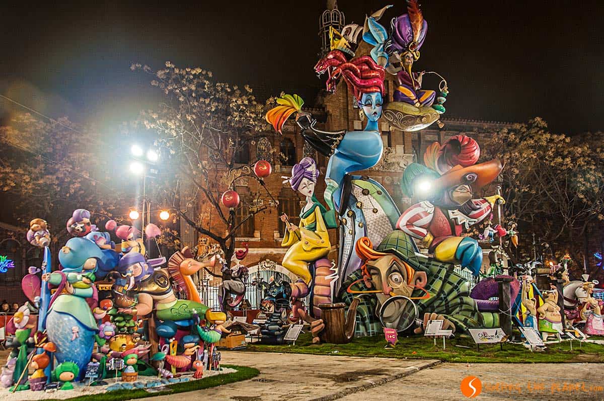 The adult and children fallas of the Central Market Valencia