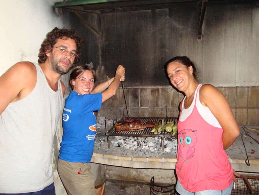 Asado Argentino con Juan y Pato, Rosario, Argentina Asado Argentino con Juan y Pato, Rosario, Argentina