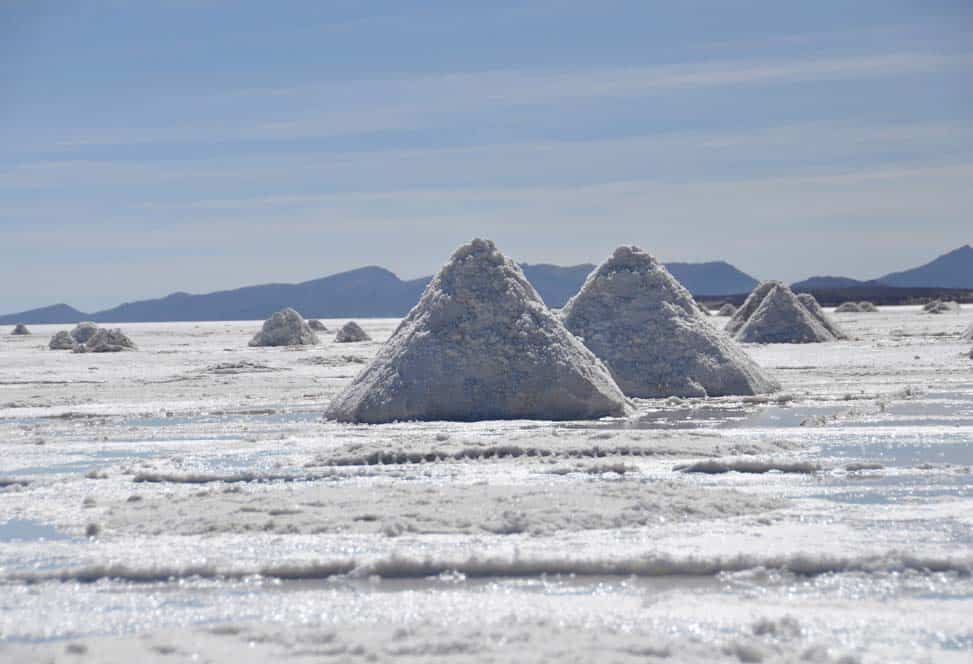 Montones de Sal, Salar de Uyuni, Bolivia Montones de Sal, Salar de Uyuni, Bolivia