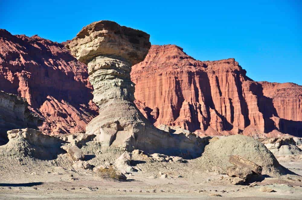 Hongo, Valle de la Luna, San Juan | Qué hacer en el Parque de Ischigualasto Hongo, Valle de la Luna, San Juan | Qué hacer en el Parque de Ischigualasto