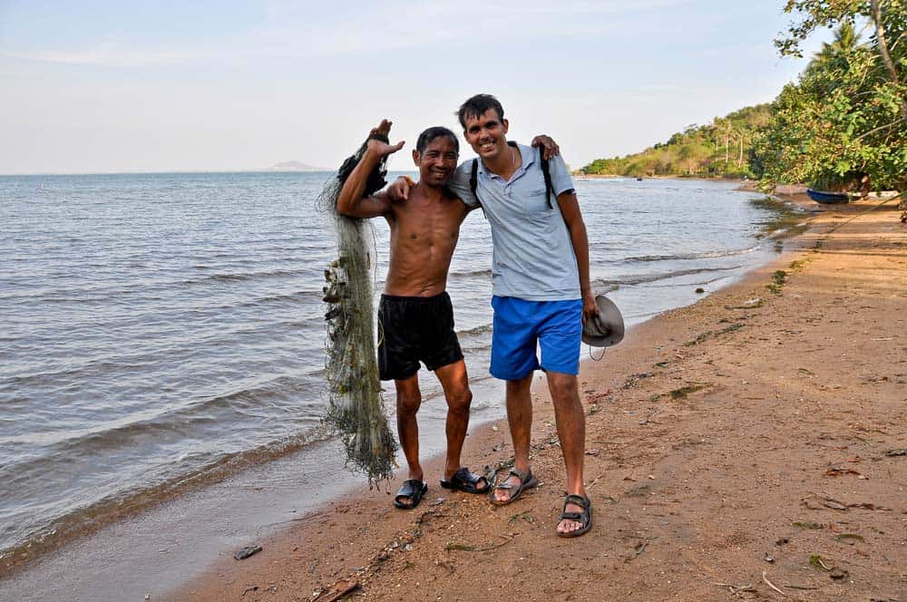 Pescador local, Isla del Conejo, Camboya Pescador local, Isla del Conejo, Camboya