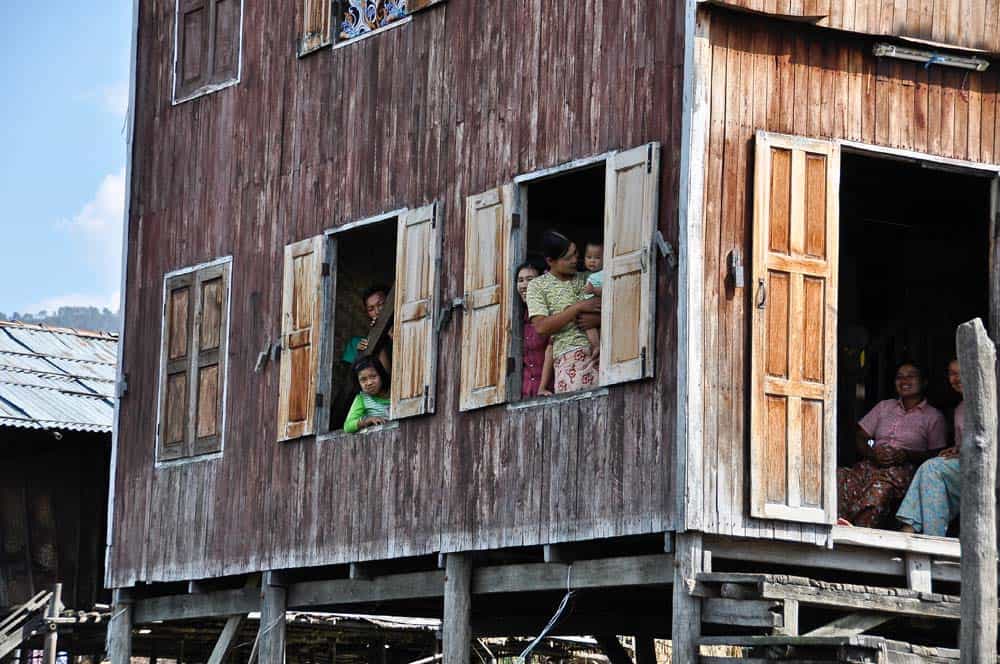 Smiling Burmese people Smiling Burmese people