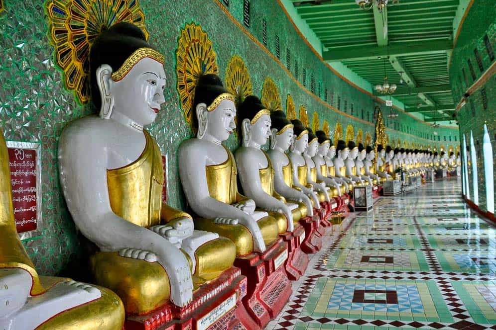 Buddhas in Sagaing Buddhas in Sagaing
