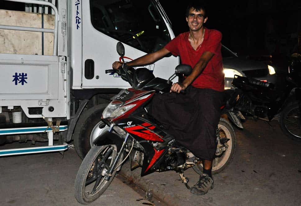 Gabor in his skirt on the motorbike Gabor in his skirt on the motorbike