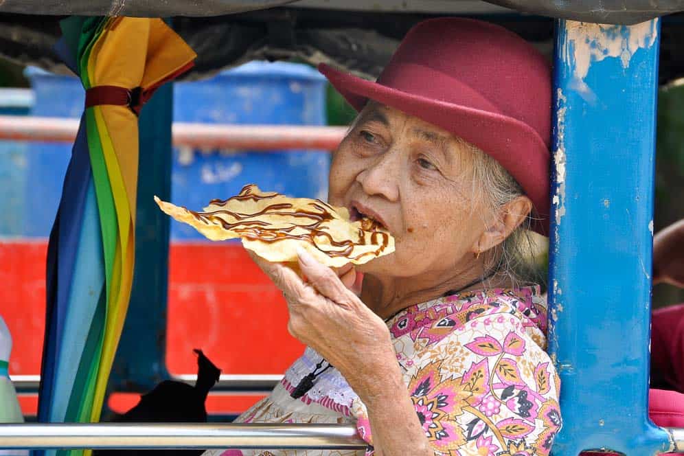 Mujer filipina, Camotes, Filipinas Mujer filipina, Camotes, Filipinas