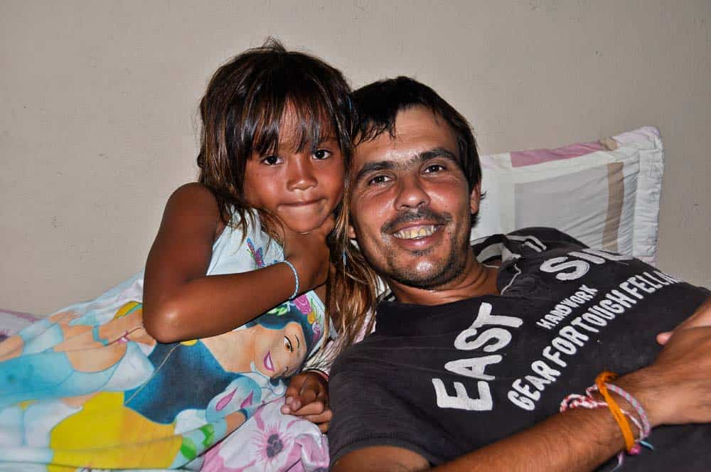 Con Jonalyn, isla de Siquijor, Filipinas Con Jonalyn, isla de Siquijor, Filipinas