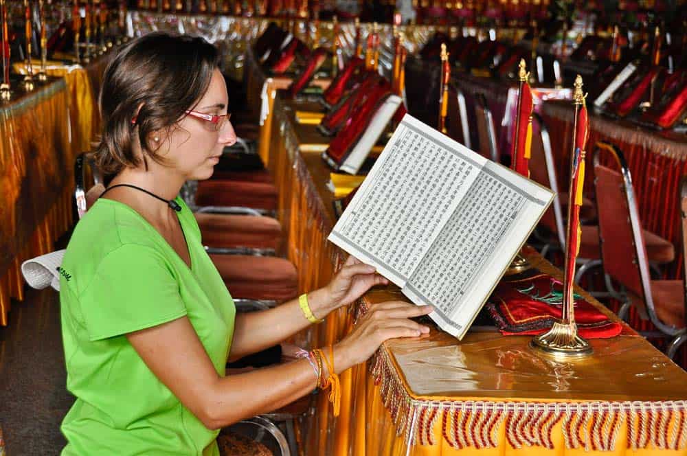 Scritture cinesi nel tempio di Kek Lok Si a Georgetoen isola di Penang | Viaggio Malesia Scritture cinesi nel tempio di Kek Lok Si a Georgetoen isola di Penang | Viaggio Malesia