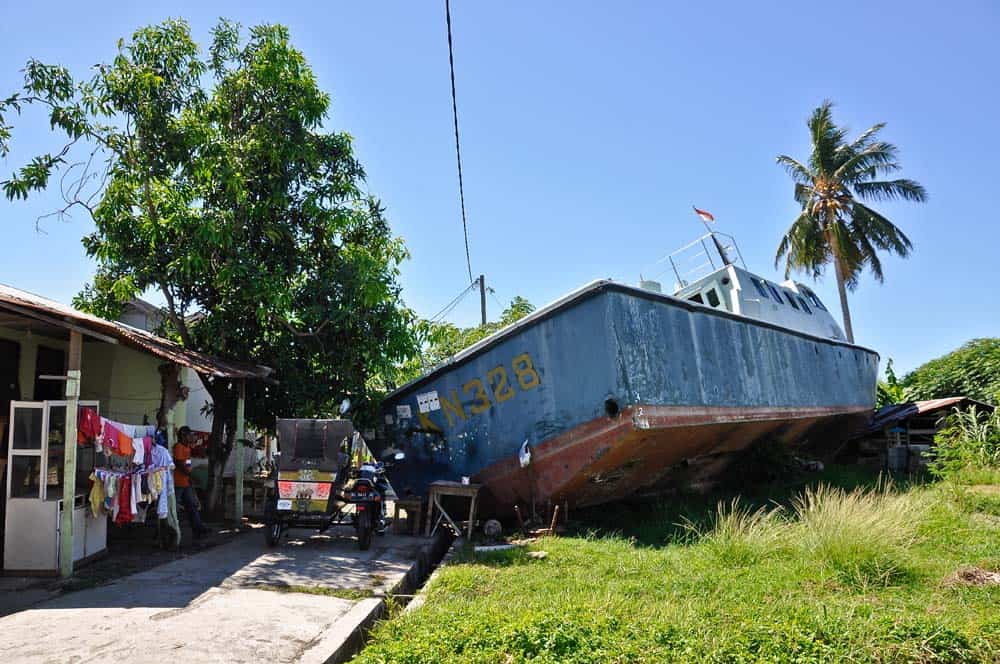 Barcos entre casas barca tra le case a Banda Aceh | Viaggio Indonesia