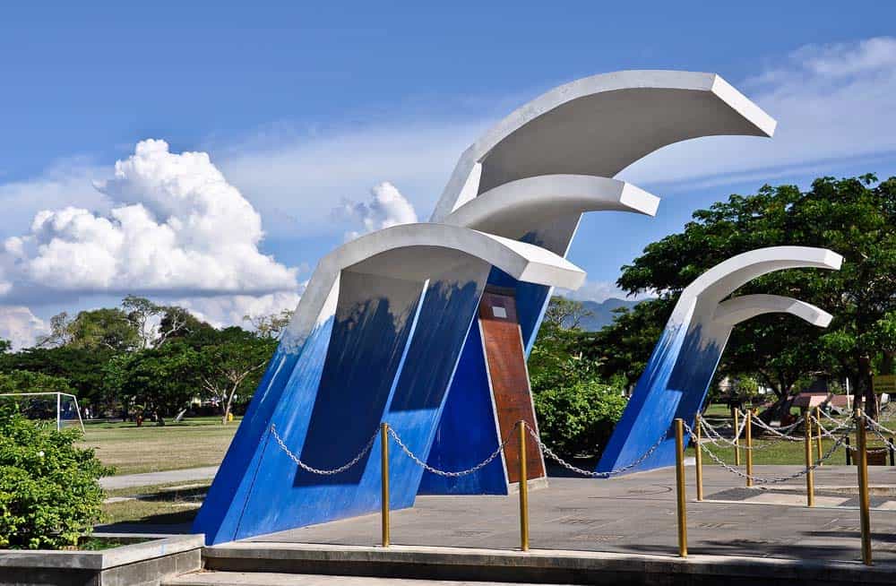 Monumento thanks to the world Monumento di ringraziamento al mondo a Banda Aceh | Viaggio Indonesia