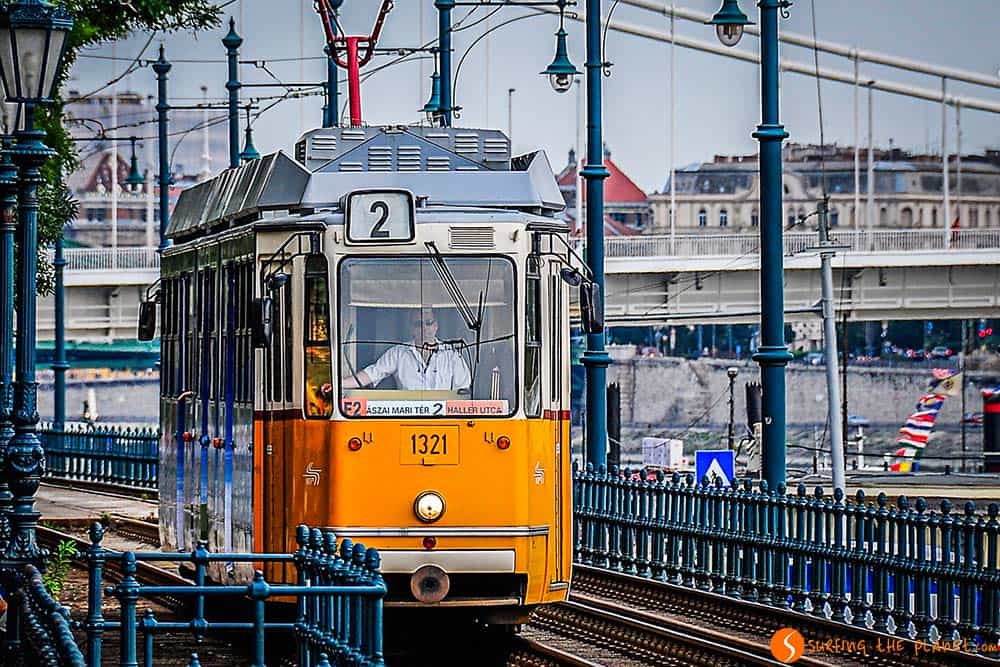 Tram 2 di Budapest, Ungheria | Cosa visitare a Budapest in 4 giorni Tram 2 di Budapest, Ungheria | Cosa visitare a Budapest in 4 giorni