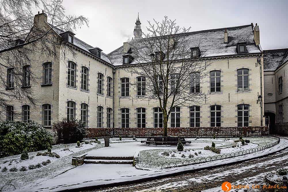 Secrets of Mons - The gardens of the town hall Secrets of Mons - The gardens of the town hall