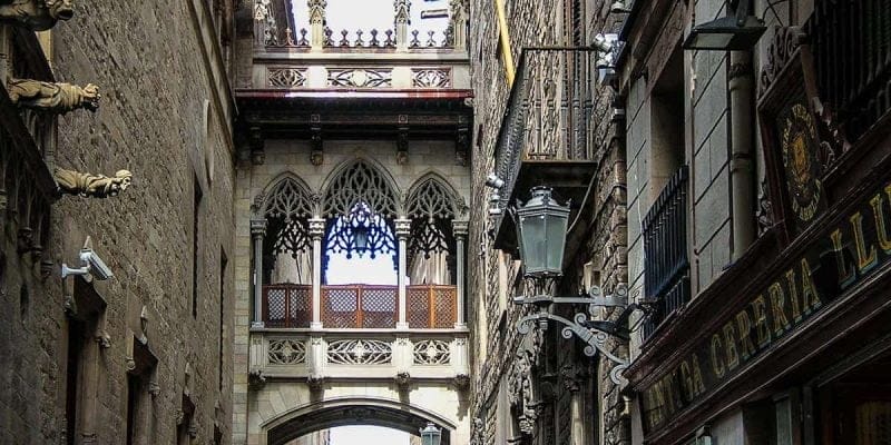 Cosas que hacer en Barcelona | Carrer Bisbe