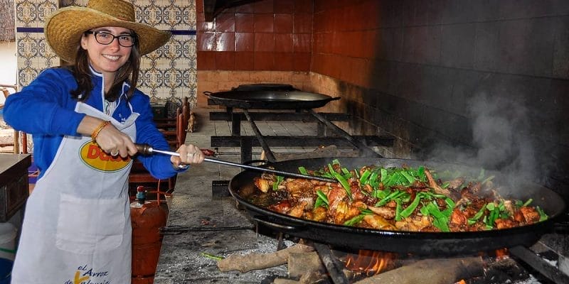 Paella, Barraca Toni Montoliu, Valencia, España