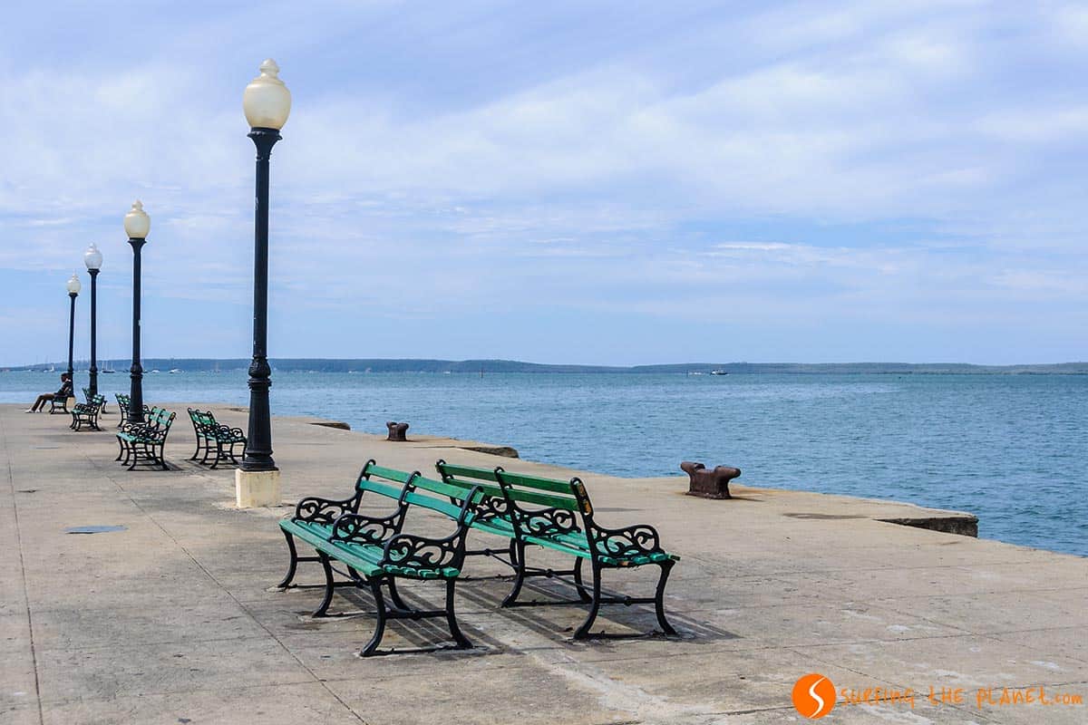 Malecón, CIenfuegos, Cuba | Que ver en Cienfuegos Malecón, CIenfuegos, Cuba | Que ver en Cienfuegos