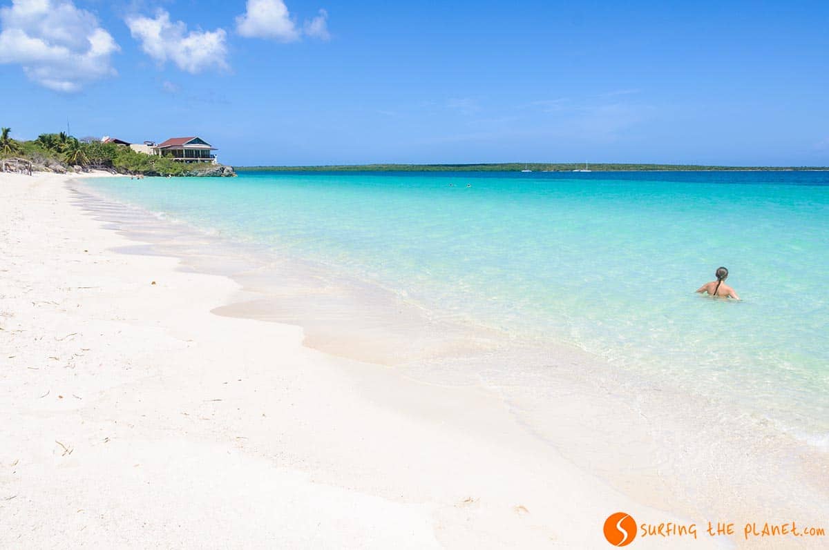 Playa arena blanca, Cayo Las Brujas, Cuba Playa arena blanca, Cayo Las Brujas, Cuba