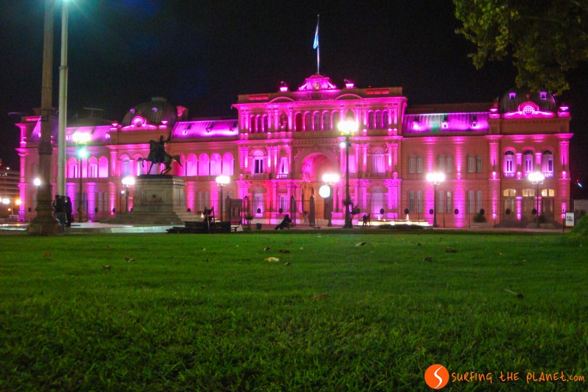 Noche, Casa Rosa, Buenos Aires | Que ver y hacer en Buenos Aires