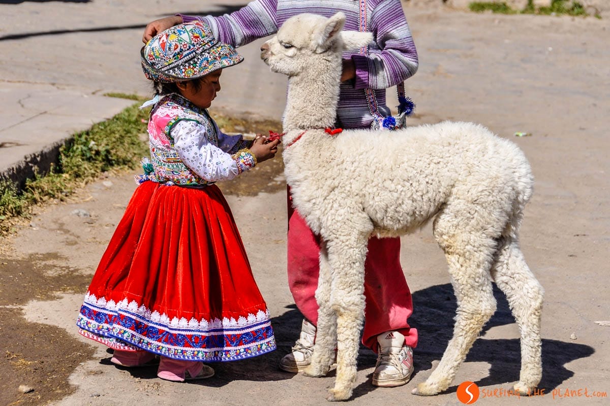 Nena quechua, Cabaconde, Cañón del Colca, Arequipa | Que ver en el Cañón del Colca