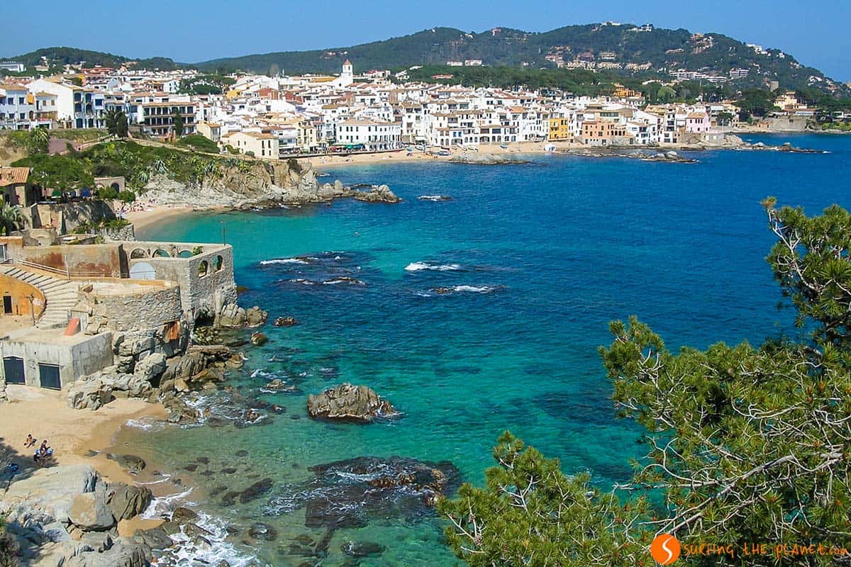 Vista de Calella de Palafrugell, Girona, Catalunya | Pueblos de Cataluña con encanto Vista de Calella de Palafrugell, Girona, Catalunya | Pueblos de Cataluña con encanto