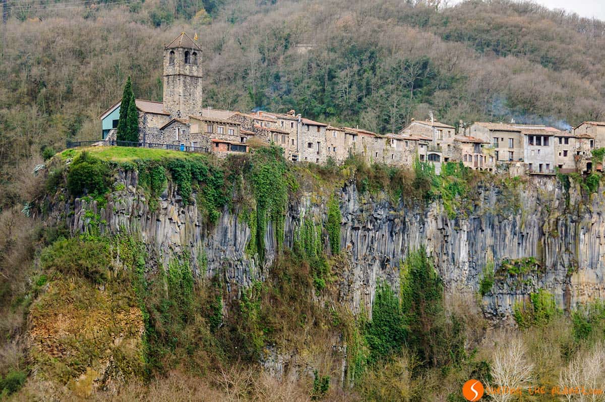 Vista exterior, Castellfollit de la Roca, Cataluña Vista exterior, Castellfollit de la Roca, Cataluña