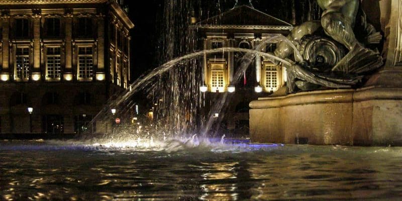 Night lights, Bordeaux, France