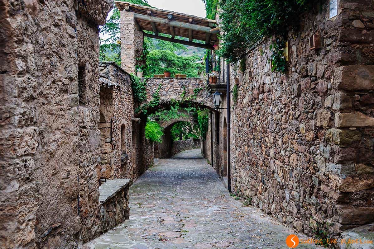 Calle medieval, Mura, Cataluña | 20 Fines de semana románticos en Cataluña Calle medieval, Mura, Cataluña | 20 Fines de semana románticos en Cataluña