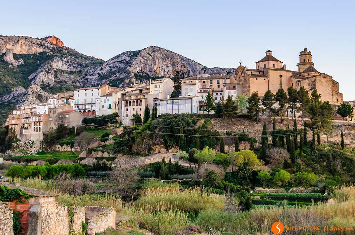 Tivissa, Catalunya | 25 pueblos con encanto cerca de Barcelona Tivissa, Catalunya | 25 pueblos con encanto cerca de Barcelona