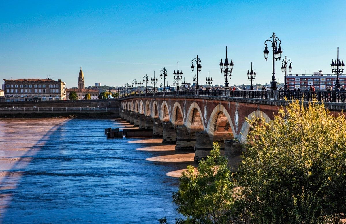 Stone Bridge, Bordeaux, France | Things to do in Bordeaux in 1 day Stone Bridge, Bordeaux, France | Things to do in Bordeaux in 1 day