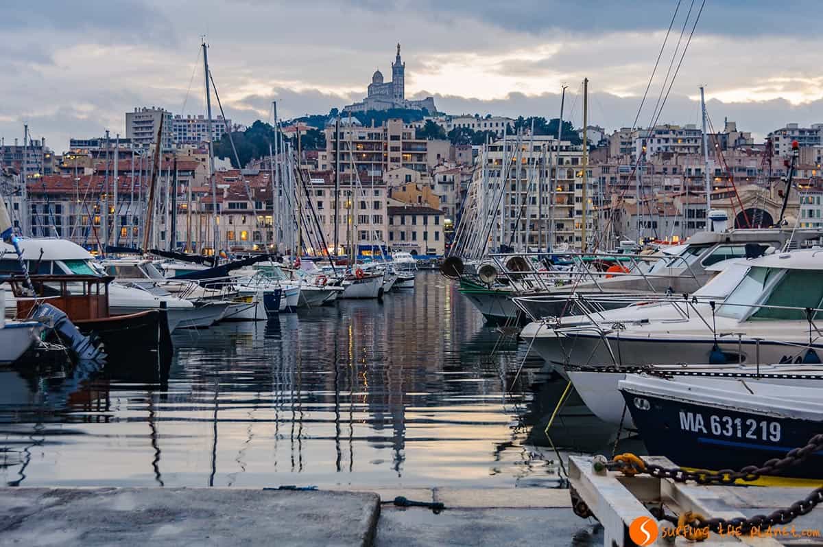 Puerto de Marsella, Provenza, Francia | Ruta por la Provenza Porto di Marsiglia, Provenza, Francia | Itinerario in Provenza