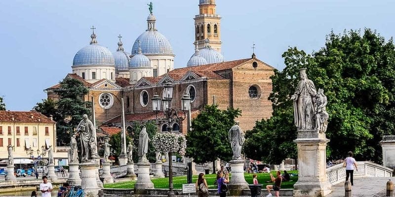Prato della Valle, Padua, Italia