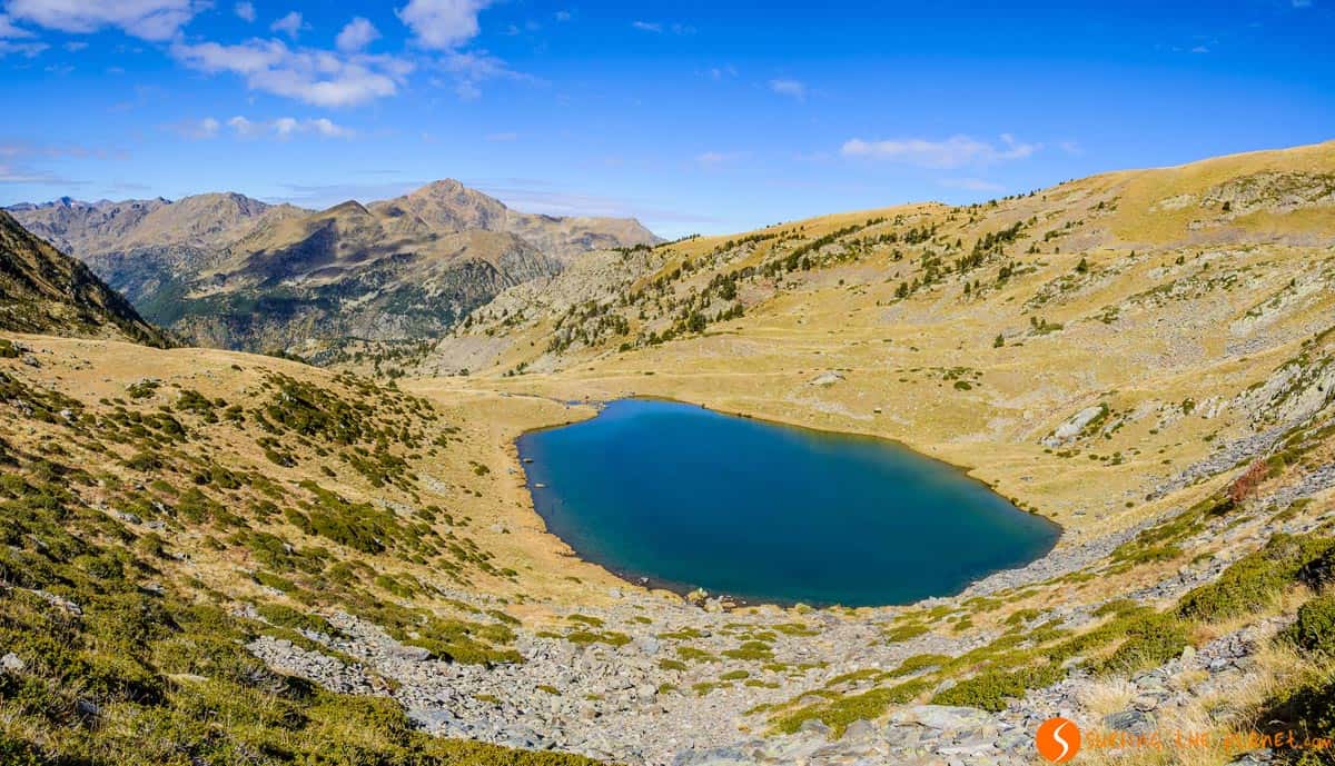 Vistas del Lago Estanyó, Andorra | Qué ver y hacer en Andorra en verano Vistas del Lago Estanyó, Andorra | Qué ver y hacer en Andorra en verano