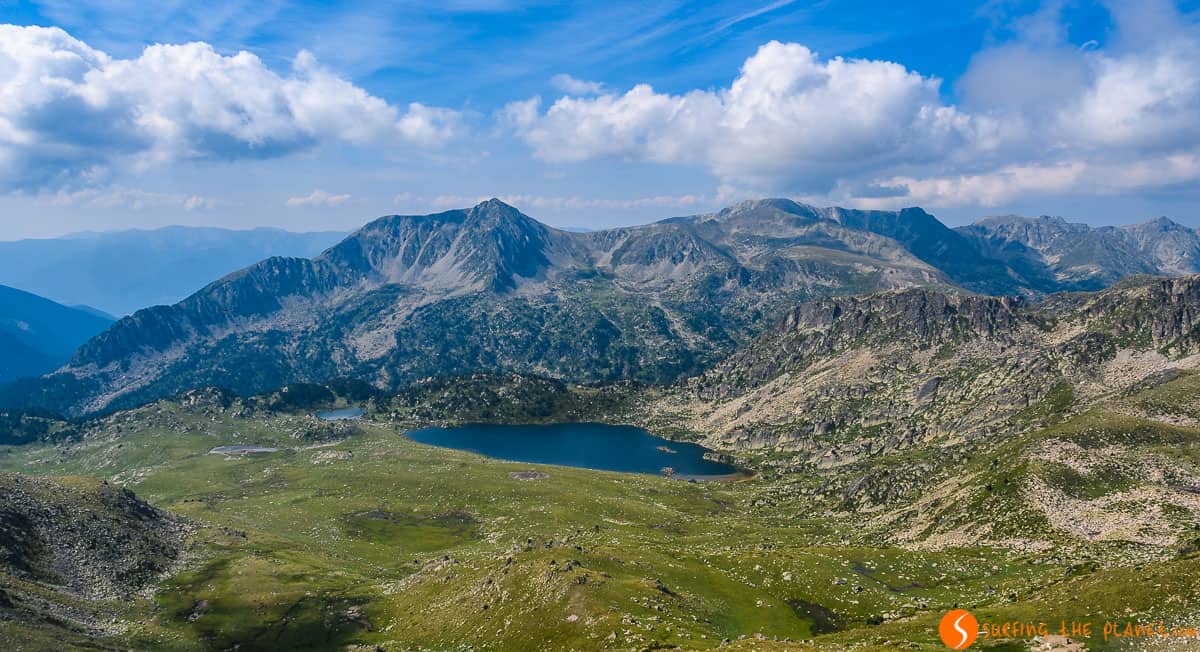 Vista del Estany de Montmalús, Andorra | Qué ver en Andorra, los lagos Vista del Estany de Montmalús, Andorra | Qué ver en Andorra, los lagos