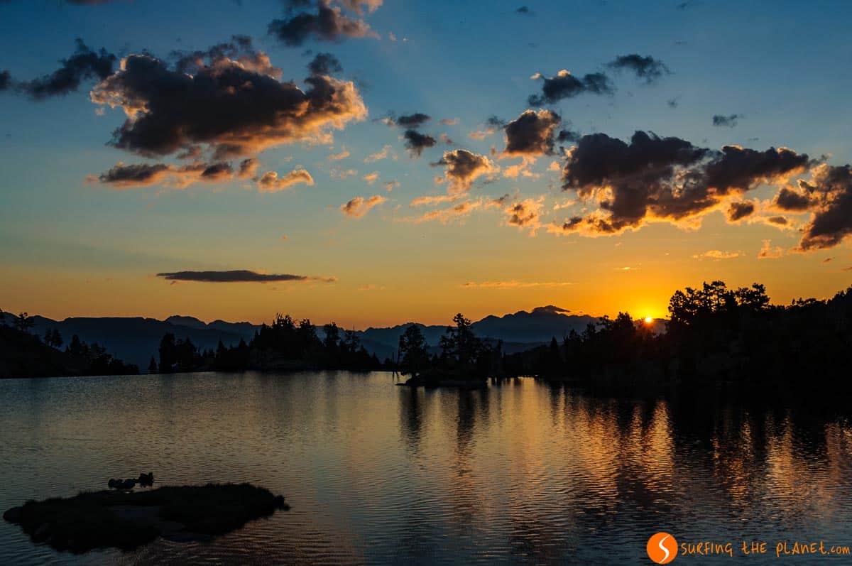 Amanecer JM Blanc, Parque Nacional de Aigüestortes, Cataluña Amanecer JM Blanc, Parque Nacional de Aigüestortes, Cataluña