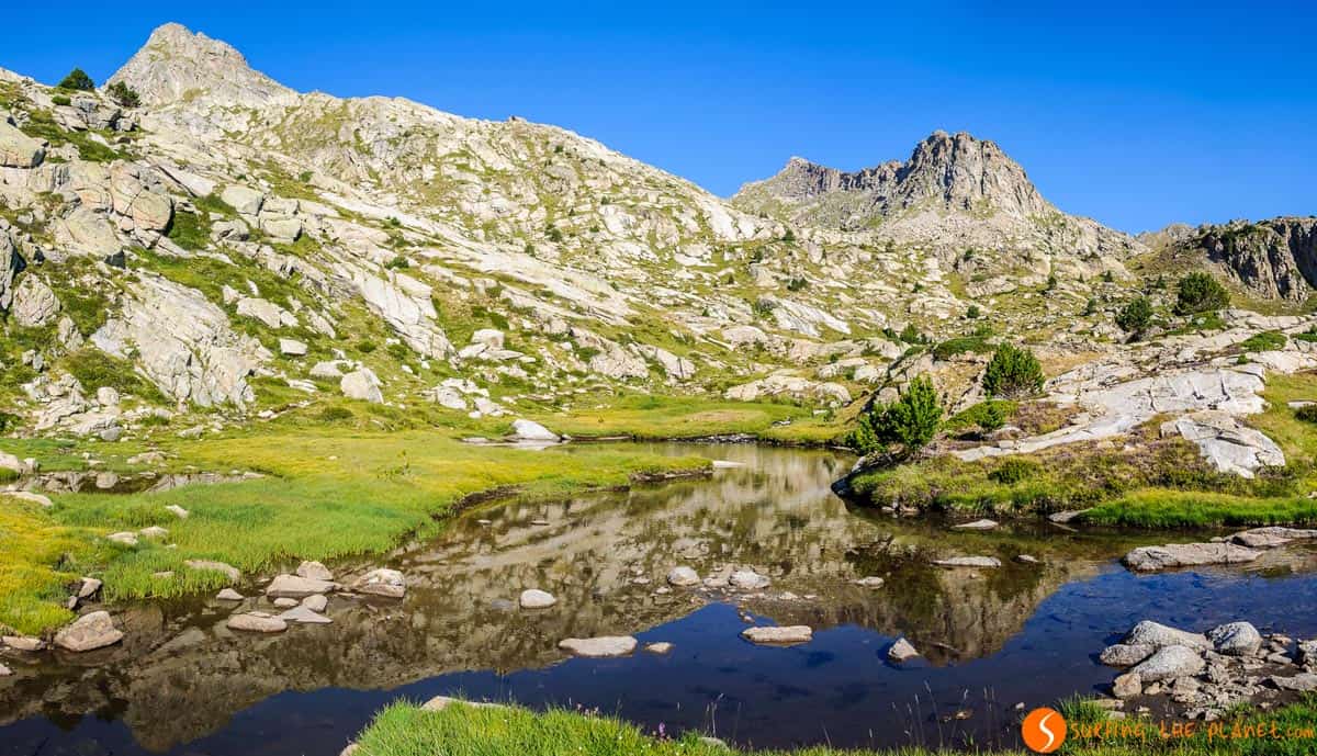 Paisaje alpino, Parque Nacional de Aigüestortes, Cataluña Paisaje alpino, Parque Nacional de Aigüestortes, Cataluña