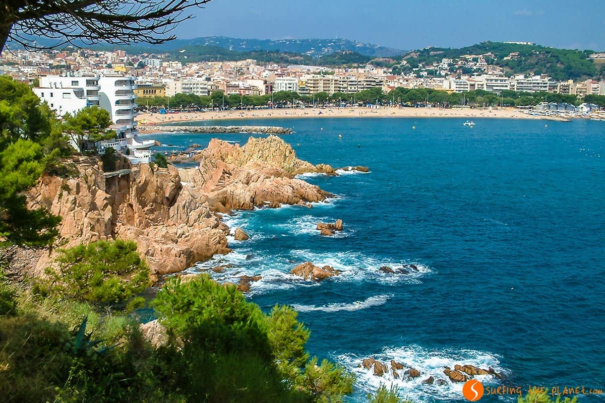 Vista de Sant Feliu de Guixols, Costa Brava | Pueblos de la Costa Brava con encanto Vista de Sant Feliu de Guixols, Costa Brava | Pueblos de la Costa Brava con encanto