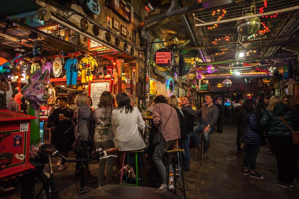 Interior, Szimpla Kert, Budapest | The 10 best ruin pubs in Budapest Interior, Szimpla Kert, Budapest | The 10 best ruin pubs in Budapest