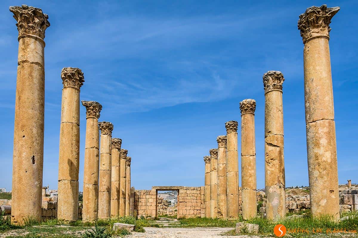 Columnas, Jerash, Jordania Columnas, Jerash, Jordania
