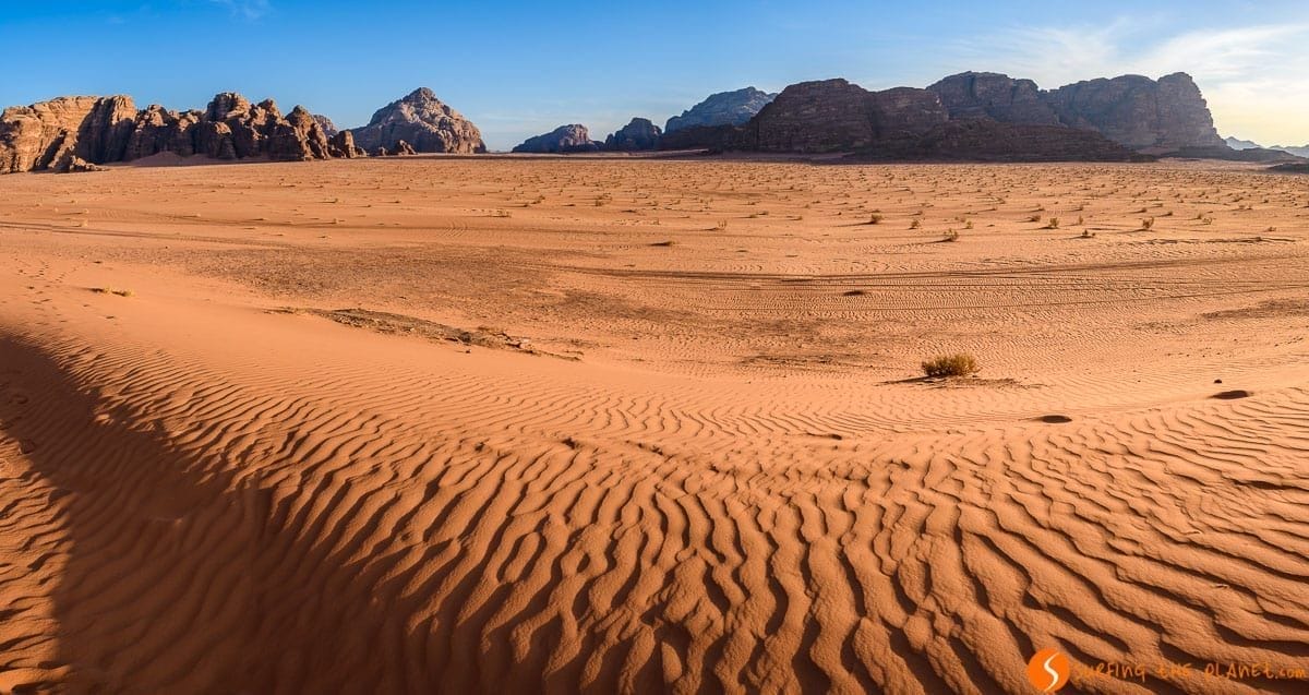 Color rojo, Desierto de Wadi Rum, Jordania Color rojo, Desierto de Wadi Rum, Jordania
