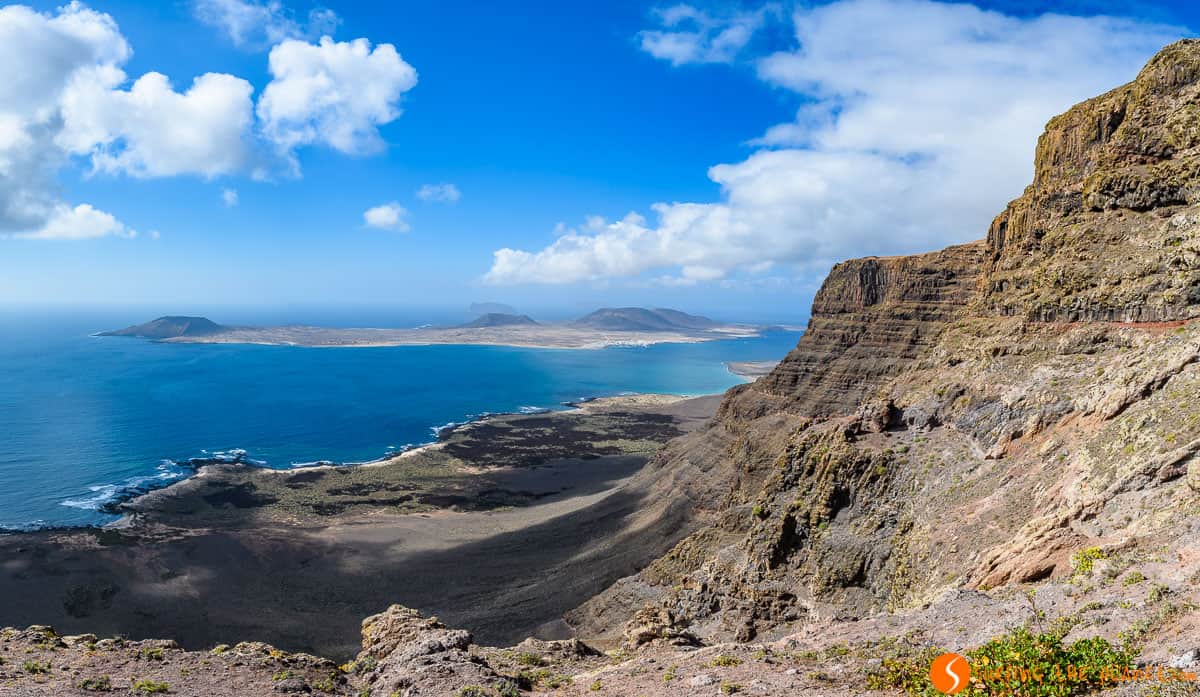 Vista desde Guinate, Lanzarote, Islas Canarias | Que visitar en Lanzarote Vista desde Guinate, Lanzarote, Islas Canarias | Que visitar en Lanzarote