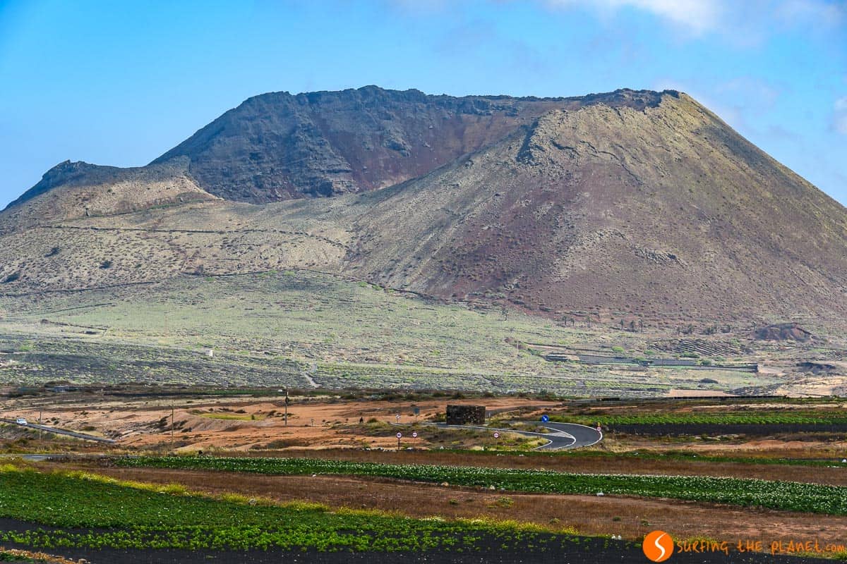 Volcán de La Corona, Lanzarote, Islas Canarias | Que hacer en Lanzarote Volcán de La Corona, Lanzarote, Islas Canarias | Que hacer en Lanzarote