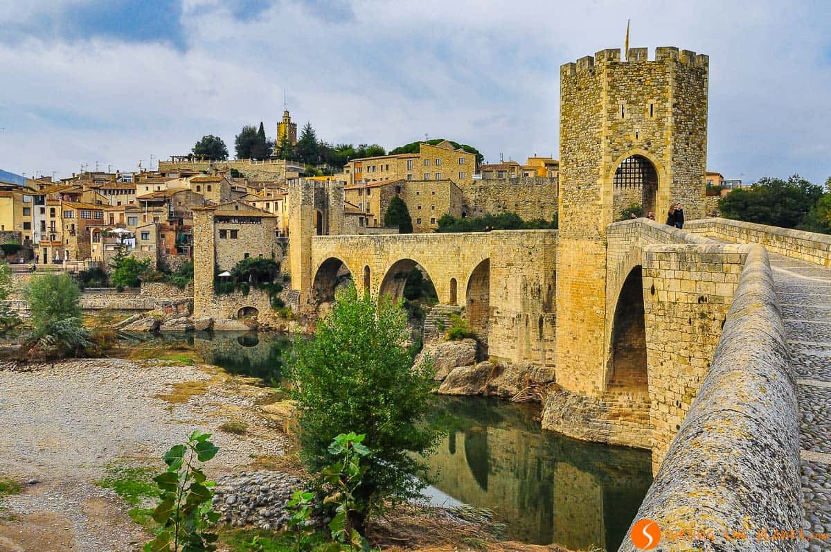 Puente Viejo, Besalú, La Garrotxa, Cataluña Puente Viejo, Besalú, La Garrotxa, Cataluña