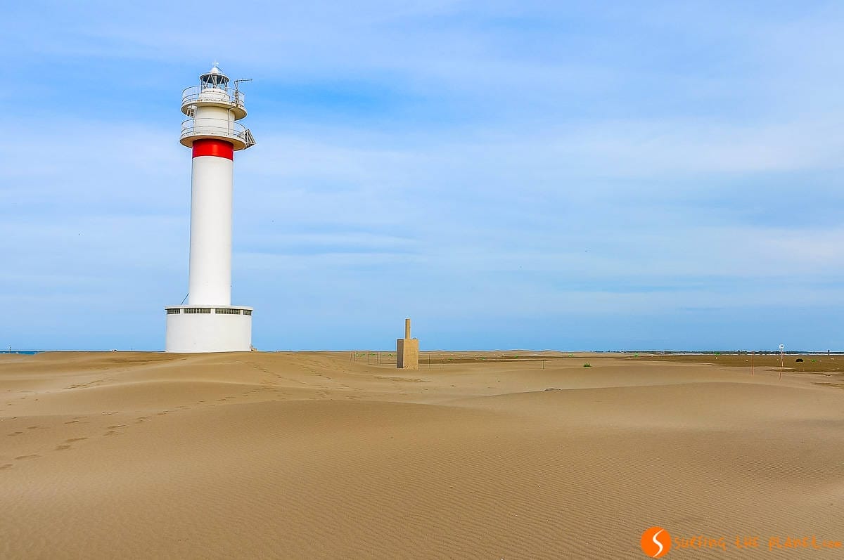 Faro del Fangar, Delta del Ebro, Cataluña | Que ver en el Delta del Ebro Faro del Fangar, Delta del Ebro, Cataluña | Que ver en el Delta del Ebro