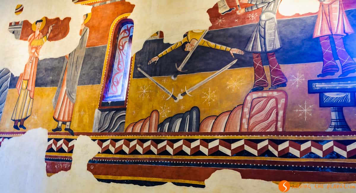 Interior de Sant Joan de Boí, Vall de Boí, Cataluña | Qué visitar en la Vall de Boí Interior de Sant Joan de Boí, Vall de Boí, Cataluña | Qué visitar en la Vall de Boí