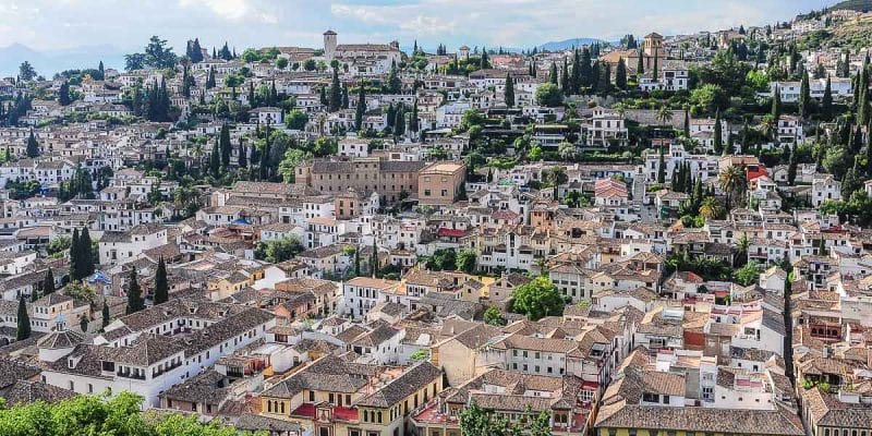 Vista de Albaicín desde arriba, Granada, España