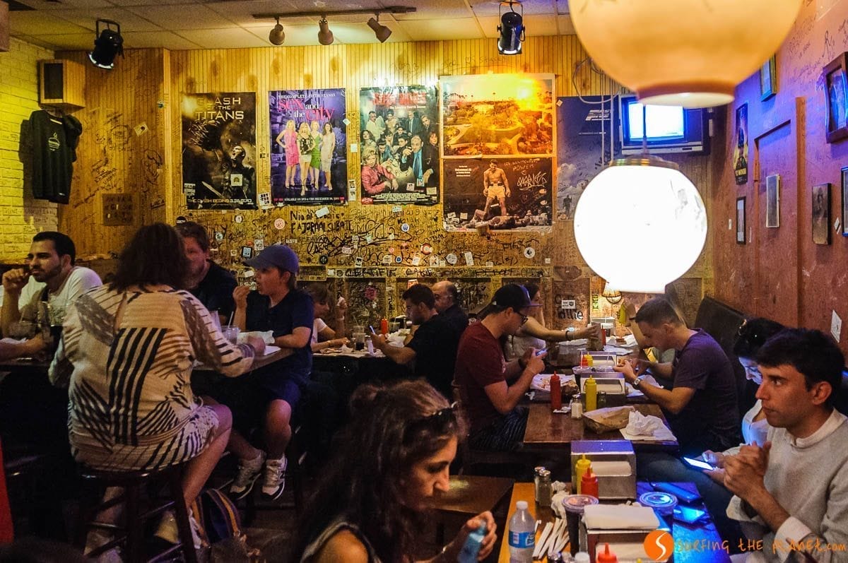 Burger Joint, Midtown, Nueva York, Estados Unidos | Dónde comer en Midtown Manhattan Burger Joint, Midtown, Nueva York, Estados Unidos | Dónde comer en Midtown Manhattan