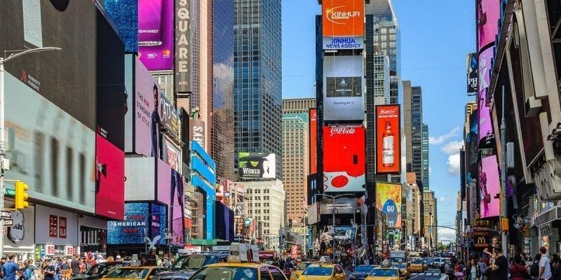 Que ver en Midtown | Times Square durante el día, Midtown, Nueva York, Estados Unidos